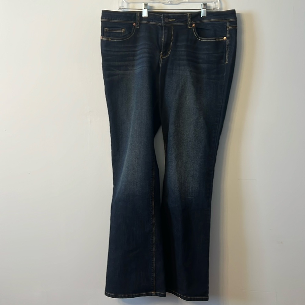 LEI Bootcut Dark wash jeans